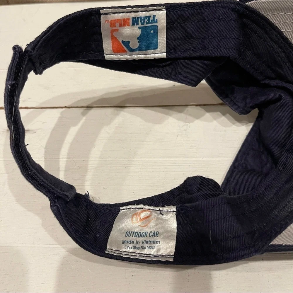 𝅺boston Red Sox MLB Visor